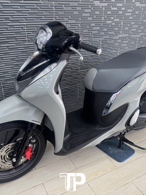 Honda SH Mode 2025 Xám Xi măng Bstp