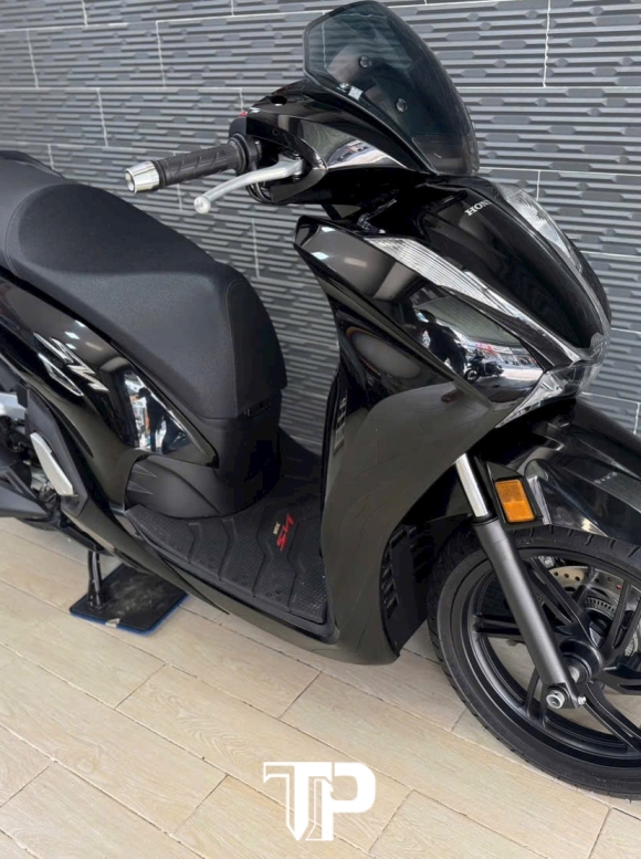 SH 350i nhập ý 2024 500km