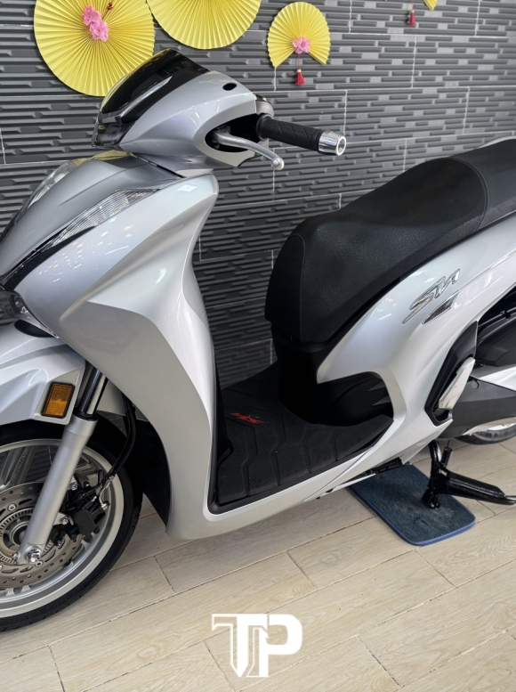 Honda SH 350i 2023 máy thái SM 601 max date