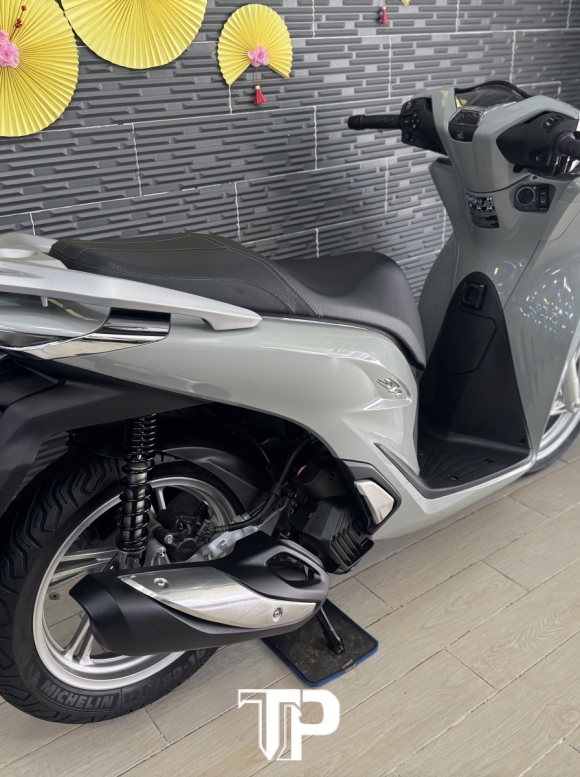 SH 150 date 2022 Xám Đen Bstp