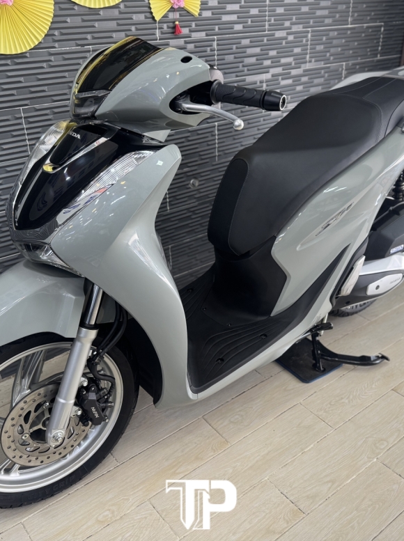 SH 150 date 2022 Xám Đen Bstp