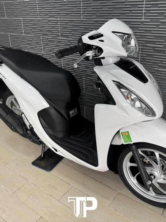 Vision New 2026 Trắng