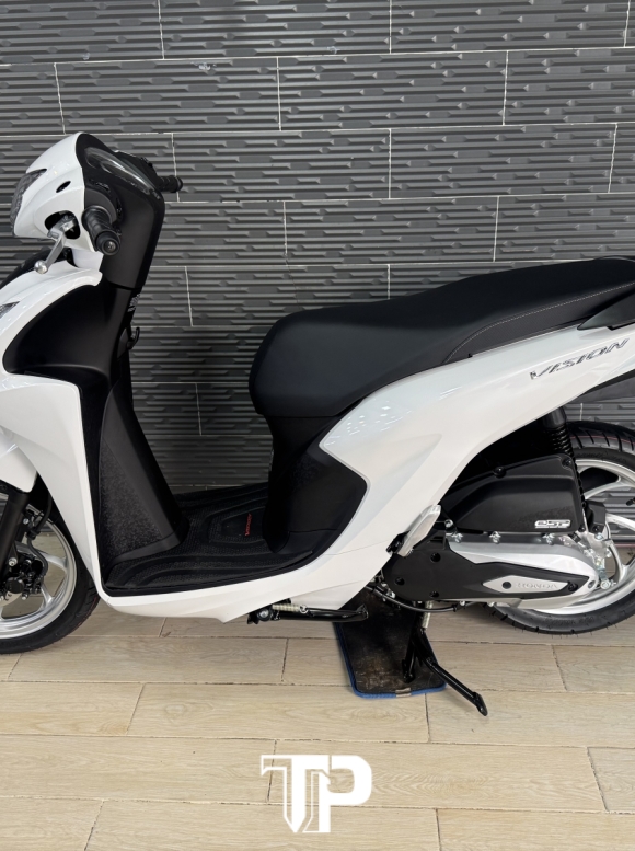 Vision New 2026 Trắng