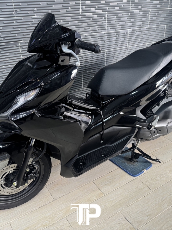 Honda AB125 date 2022 Đen Bóng bstp