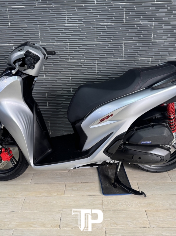 Honda SH125 date 2022 Trắng Đen Biển Tphcm