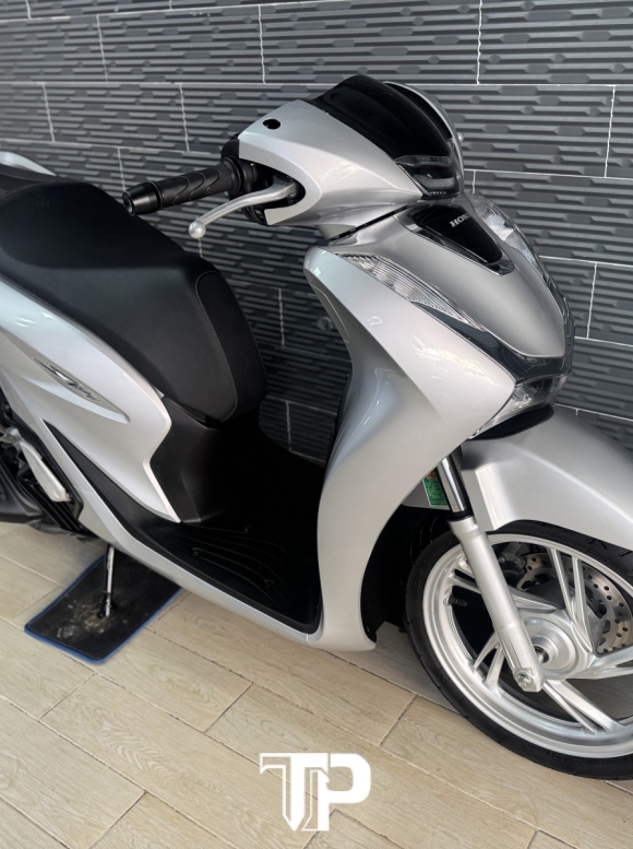 Honda SH150 date 2021 Bạc Porsche Bs Sài Gòn