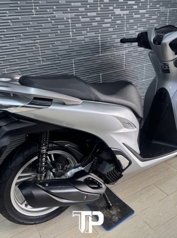 Honda SH150 date 2021 Bạc Porsche Bs Sài Gòn