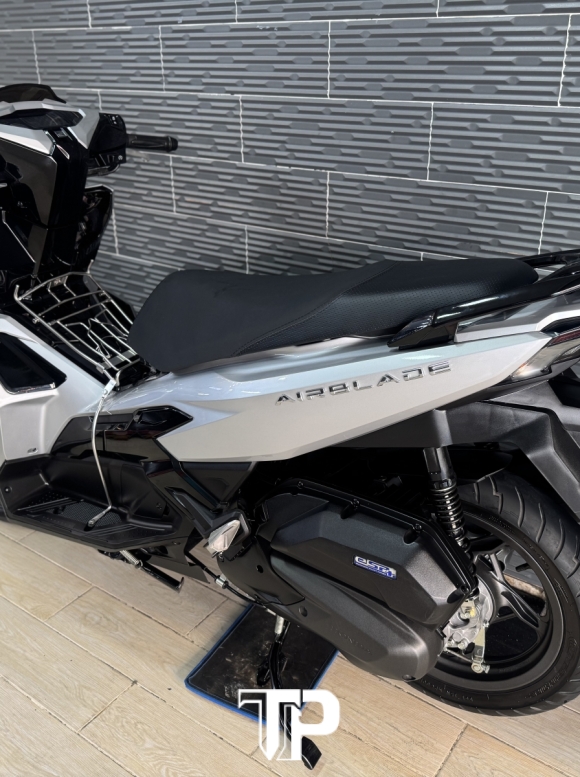 Honda AB 160 date 2022 Bạc Đen Bstp