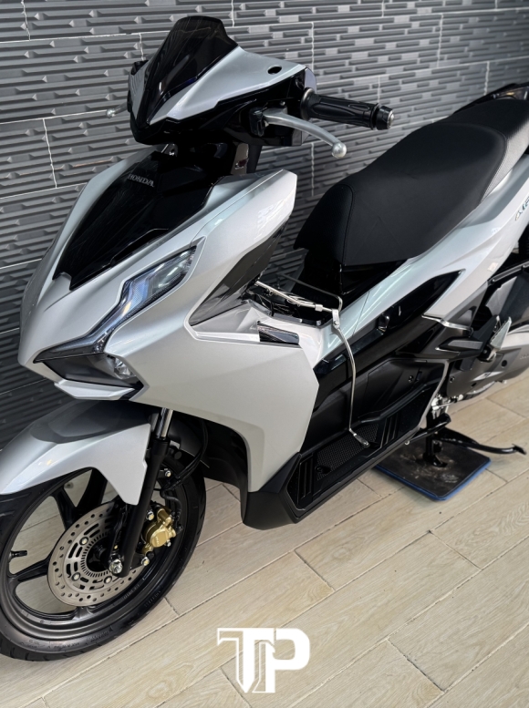 Honda AB 160 date 2022 Bạc Đen Bstp