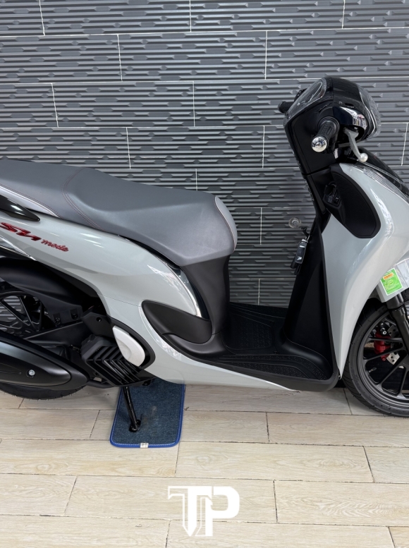 Honda SH Mode 2025 Xám Xi măng Bstp