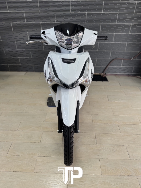 Honda Future 125 Trắng Đen 2026 New 