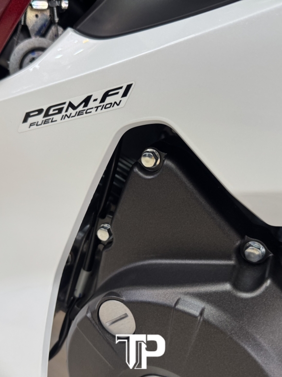 Honda Future 125 Trắng Đen 2026 New 