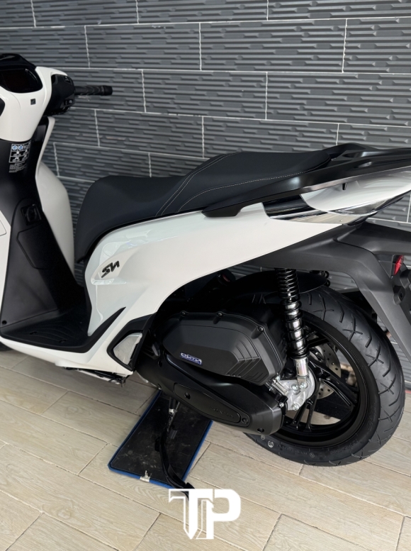 Honda SH125 ABS 2026 Trắng Đen Sporty 