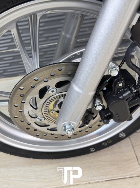 SH160 date 2025 abs Trắng Panda New 99.9%