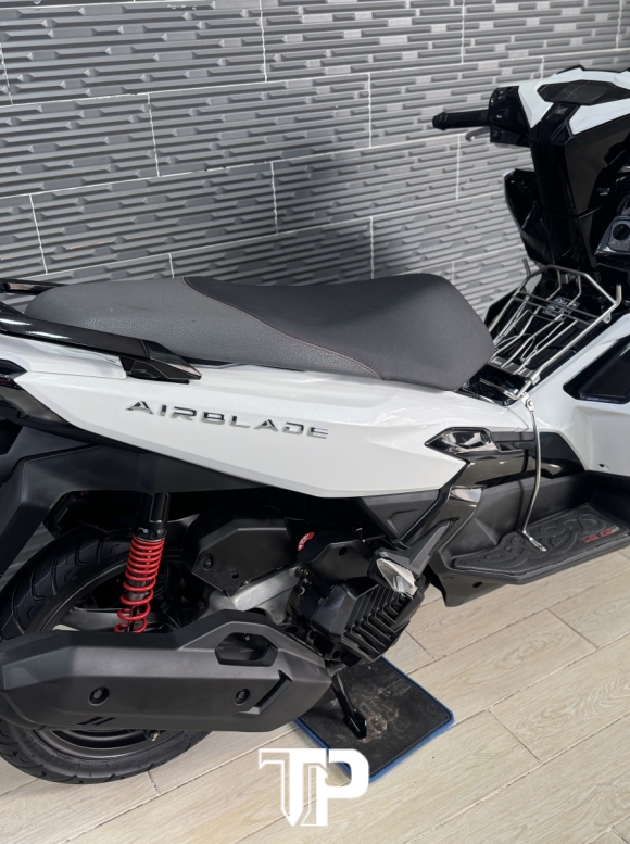 Honda AB125 date 2025 Trắng Đen 