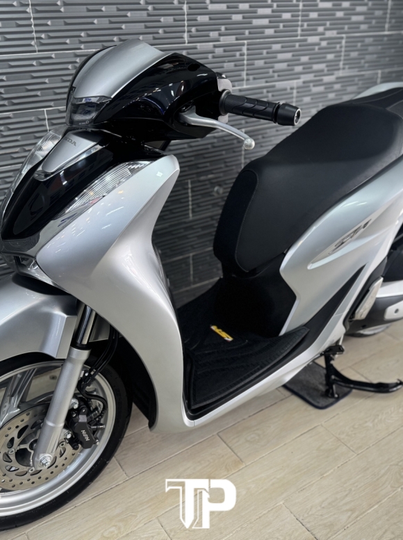 Honda SH125 date 2023 Bạc Đen Porsche Bstp