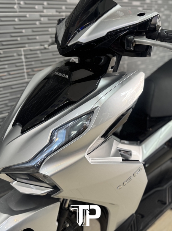 Honda Air Balde 160 date 2022 -4val Bạc Porsche Bstp