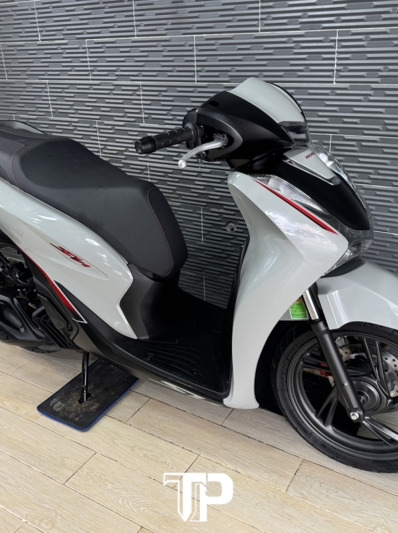 Honda SH 160 date 2024 Xxm Bstp