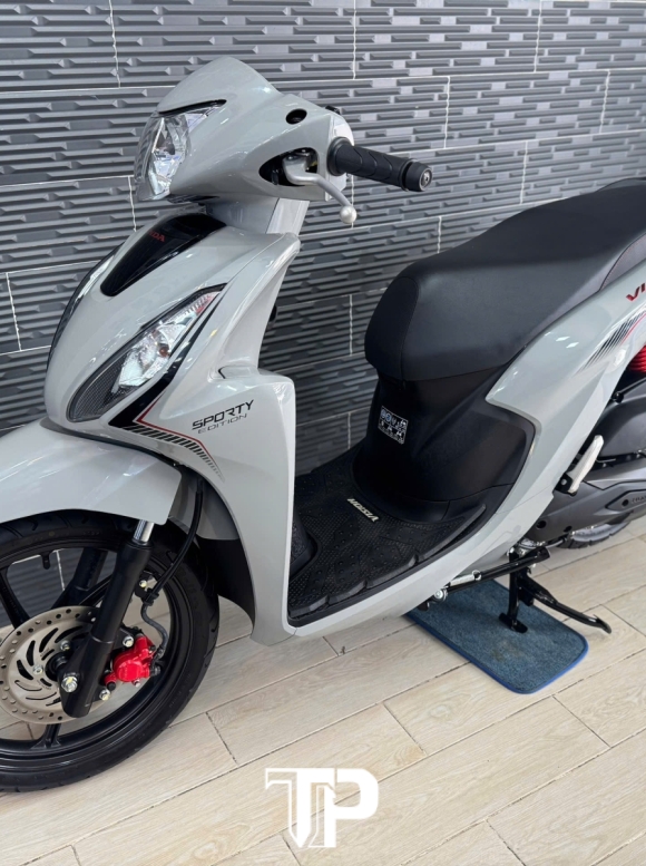 Vision đặc biệt 2024 bánh lớn