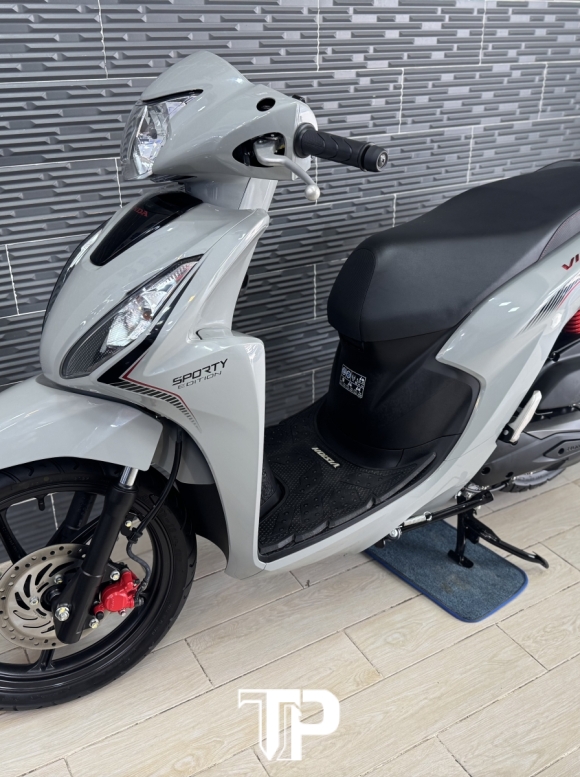Honda Vision 2023 Bánh lớn Xám xm biển SG