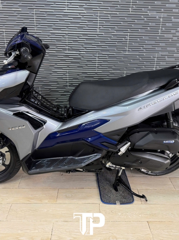 Ab 160 abs 1800km 2025