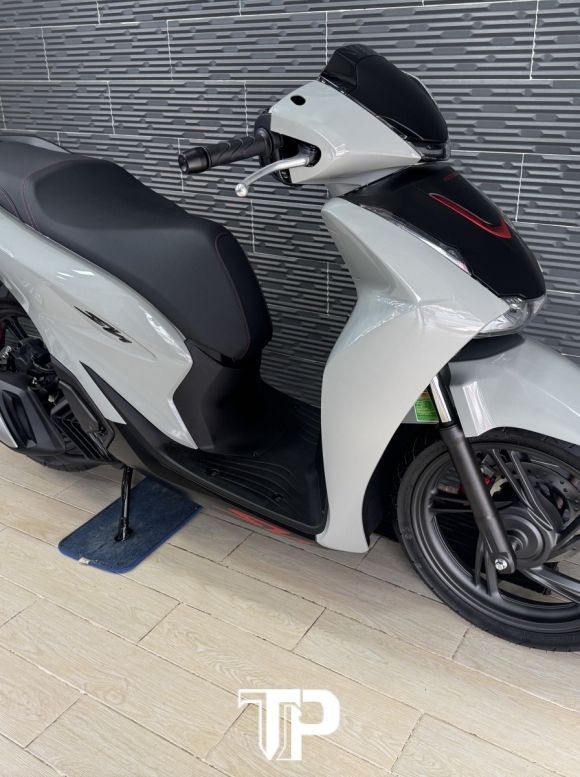 SH 125 abs 2026 xám xi măng New