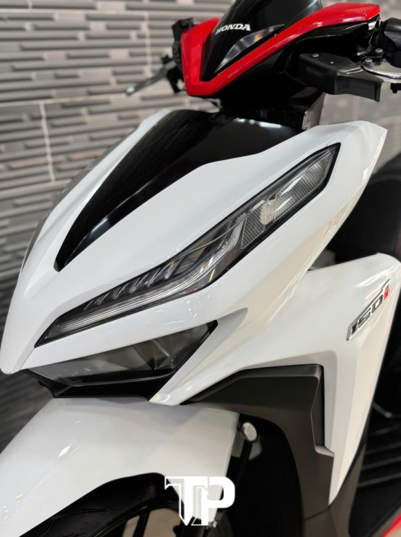 Vario 150 full click