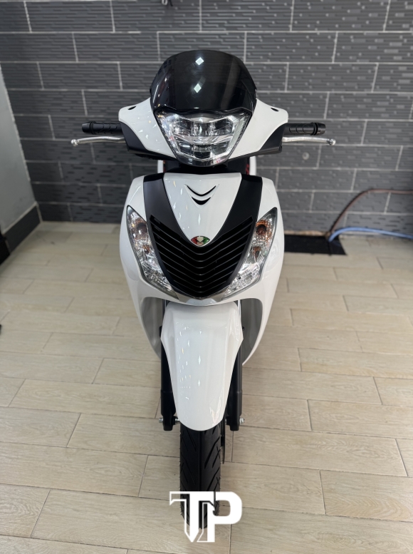 Honda SH150 abs 2021 Úp Ý Trắng Sporty